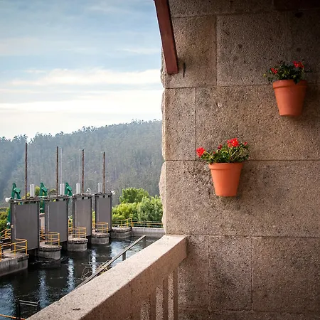 Pesqueria Del Tambre Hotel